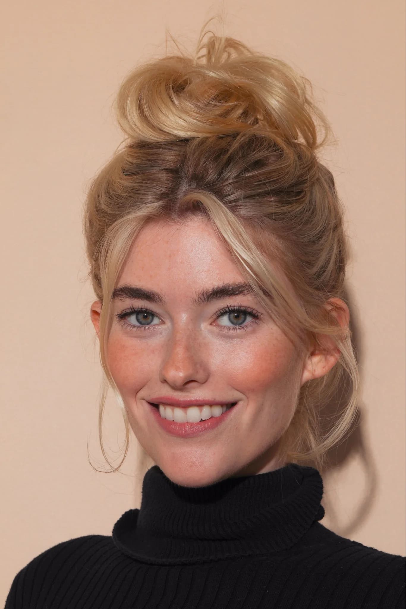 Blonde Bun Beauty